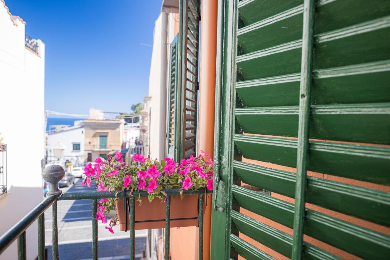 우스티카 Casa Clelia Piazza 빌라 외부 사진